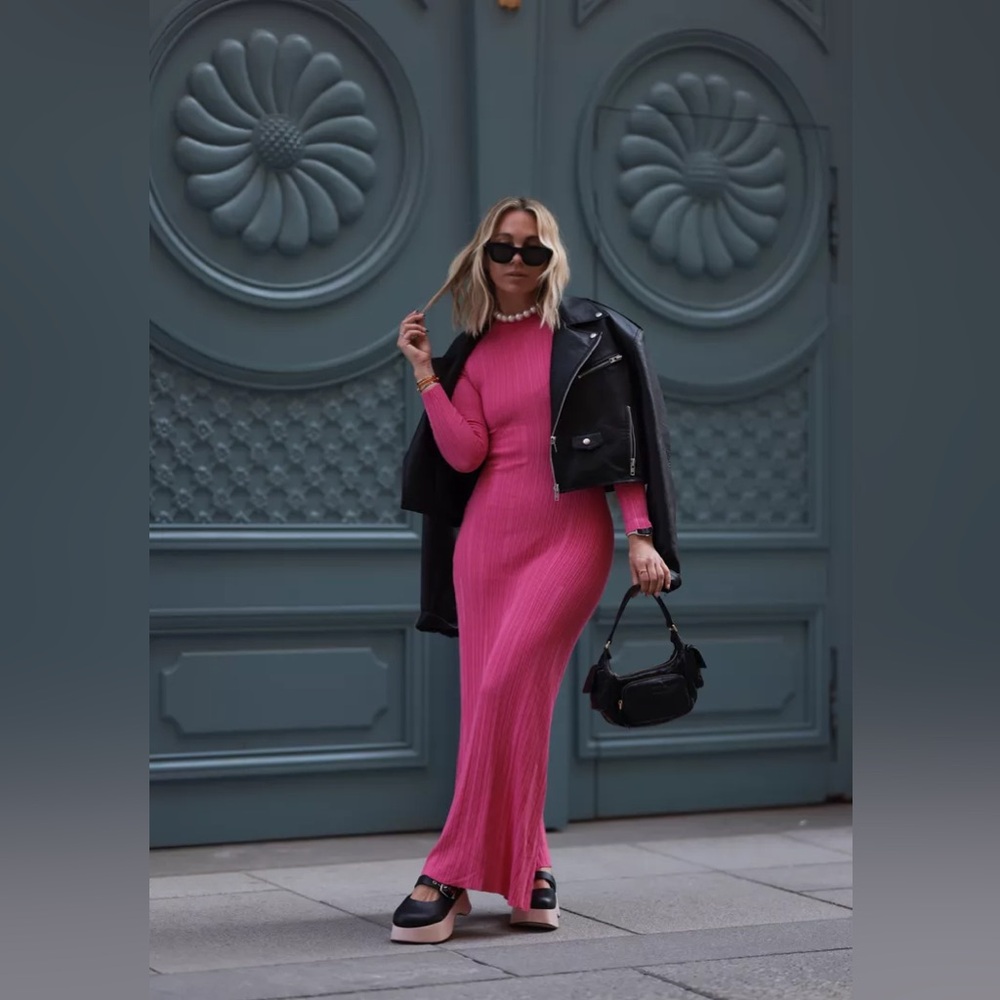 💕 ZARA Bloggers Fav Hot Pink Maxi Ribbed Knit Dress. Size SMALL. Sweater Dress - Picture 4 of 9